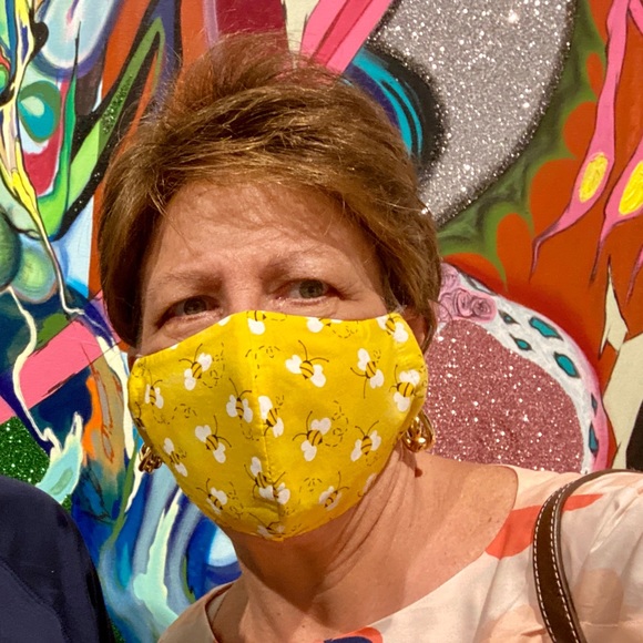 Meet your Posher, Marla - Picture 1 of 2